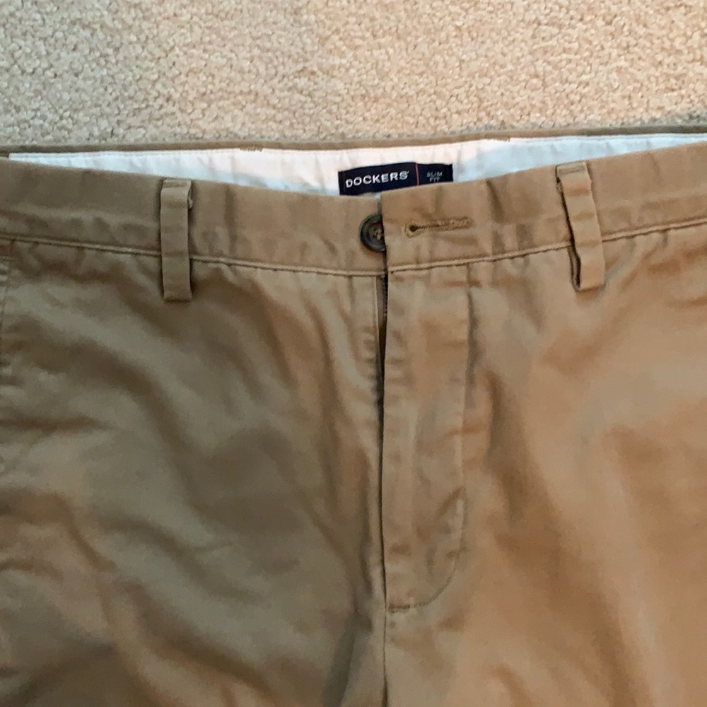 Dockers 31x32 length great condition.